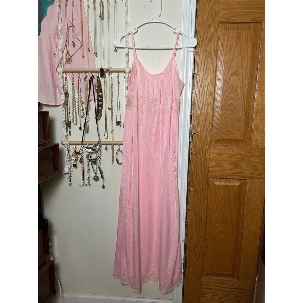 Vintage Pink Nylon Lace Empire Waist Nightgown Maxi Chemise Sleepwear Medium USA